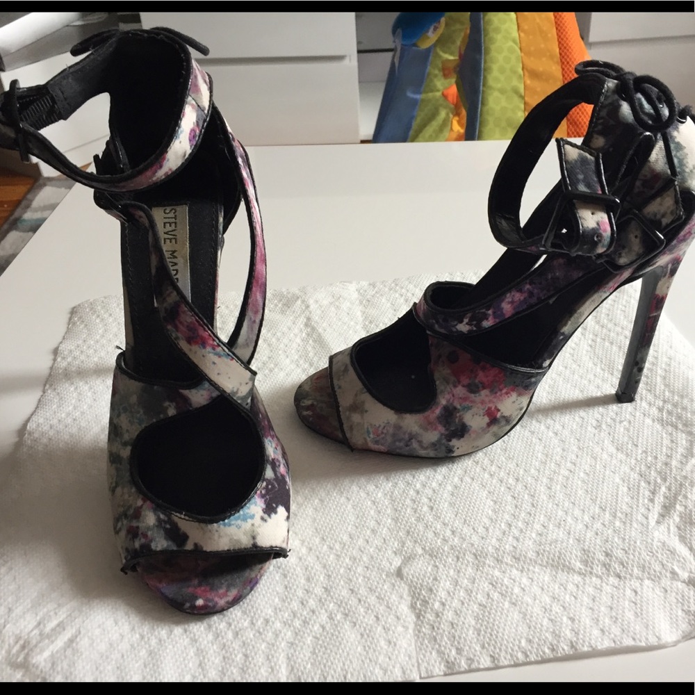 Shoes - Picture 3 of 5